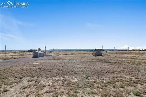 1482 E Ithaca Dr, Pueblo, CO 81007 photo 27