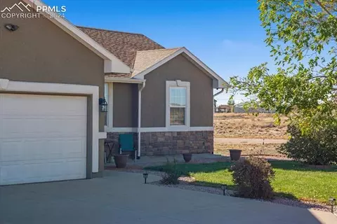 1482 E Ithaca Dr, Pueblo, CO 81007 photo 32