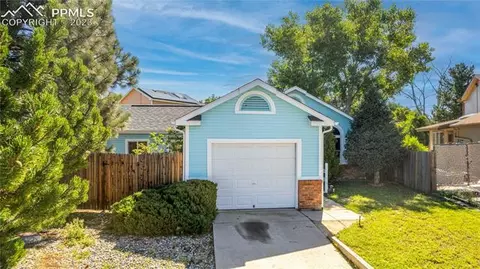 1405 Ride Ln, Colorado Springs, CO 80916