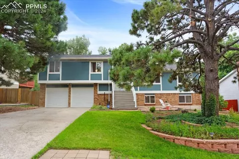 5895 Del Paz Dr, Colorado Springs, CO 80918