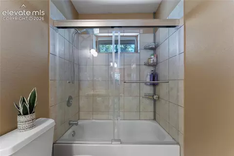 Bath - 657 Spring Valley Dr, Divide, CO 80814 photo 4 of 6