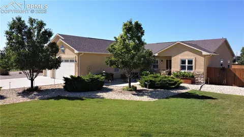 24882 Gale Rd, Pueblo, CO 81006
