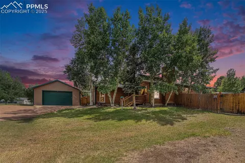 1127 Michael Ln, Woodland Park, CO 80863