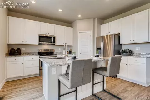 10910 Rolling Peaks Dr, Peyton, CO 80831 photo 11