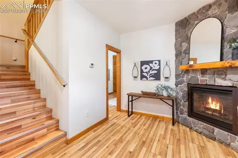 Entry Way - 60 Beaver Pond Rd, Divide, CO 80814 photo 2 of 4