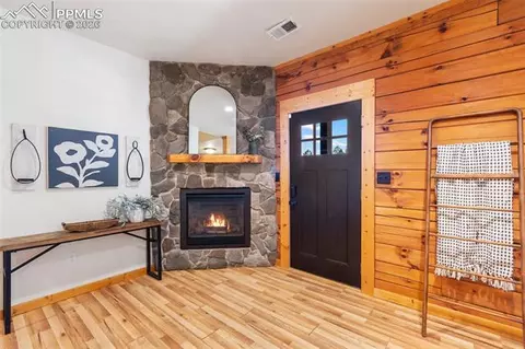 Entry Way - 60 Beaver Pond Rd, Divide, CO 80814 photo 1 of 4
