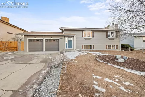 7295 Grand Valley Dr, Colorado Springs, CO 80911