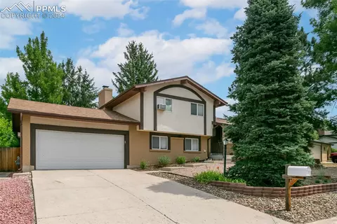 4228 S Hammock Dr, Colorado Springs, CO 80917