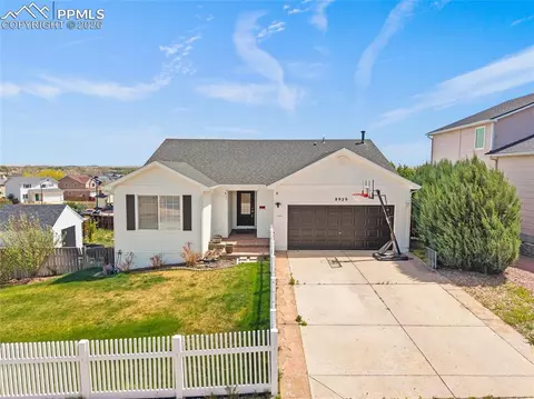 8929 Celebrity Ct, Fountain, CO 80817