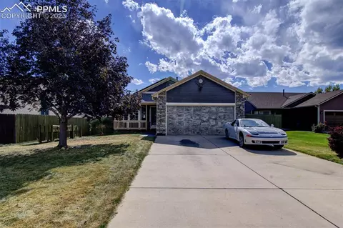 5271 Blazer Ct, Colorado Springs, CO 80911