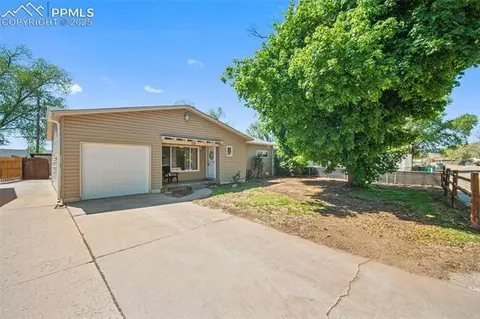 125 Esther Dr, Colorado Springs, CO 80911