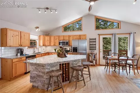 565 Ridge Rd, Divide, CO 80814 photo 12