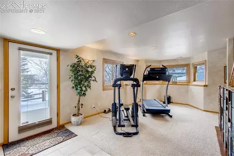 1025 Bowstring Rd, Monument, CO 80132 photo 4