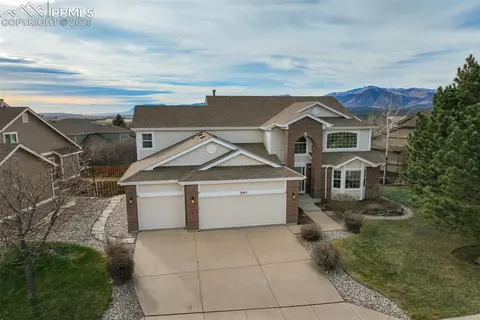340 Fox Run Cir, Colorado Springs, CO 80921