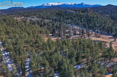 683 Kingston Dr, Florissant, CO 80816