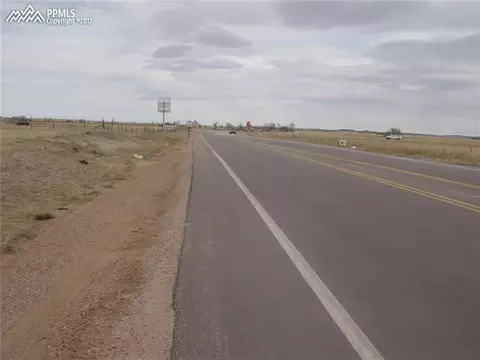 8410 N Curtis Rd, Peyton, CO 80831 photo 3