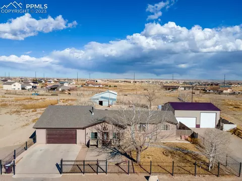 522 N Ramaldo Dr, Pueblo West, CO 81007