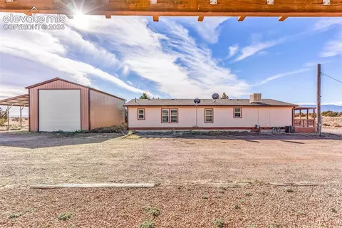 1044 P St, Penrose, CO 81240