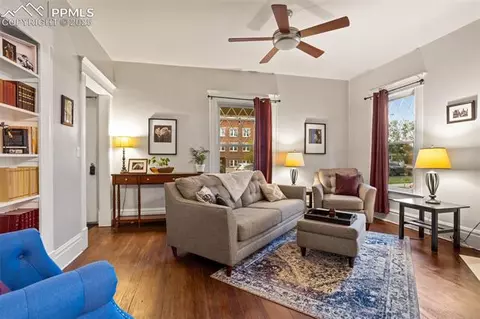412 E Uintah St, Colorado Springs, CO 80903