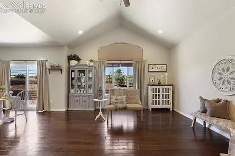 13305 Park Meadows Dr, Peyton, CO 80831 photo 4