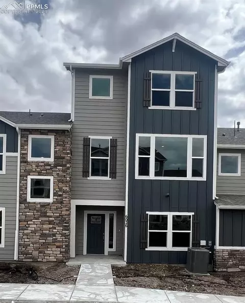 6026 Venado Grv, Colorado Springs, CO 80924