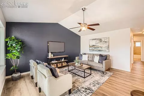 13220 Park Meadows Dr, Peyton, CO 80831 photo 2