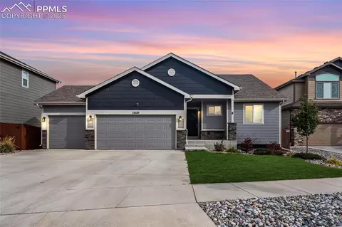 13220 Park Meadows Dr, Peyton, CO 80831 photo 1