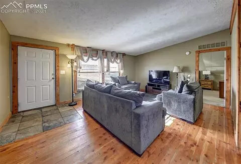 5671 Jocque Ct, Peyton, CO 80831 photo 5