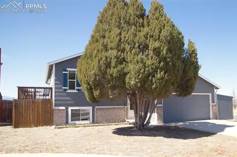 1910 Osprey Ct, Colorado Springs, CO 80916
