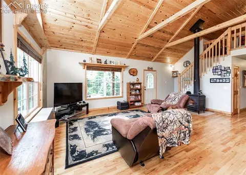 Living - 331 Westcliffe Dr, Rye, CO 81069 photo 2 of 5