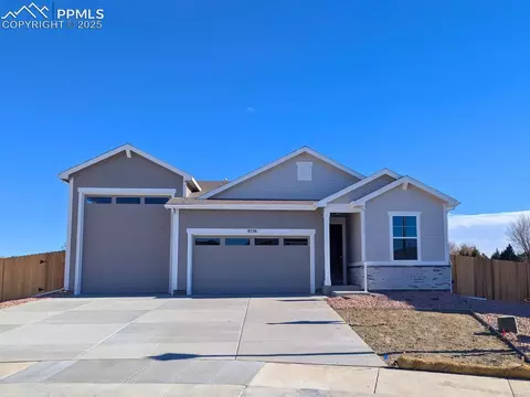 9336 Golden Buffs Dr, Colorado Springs, CO 80925