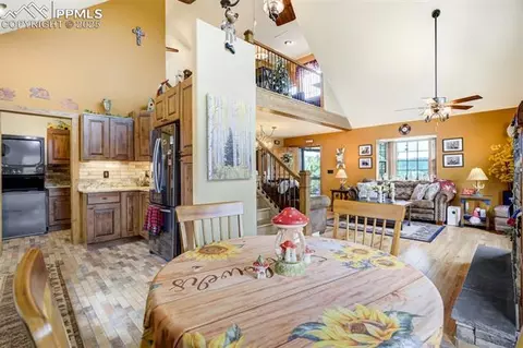 374 Aspen Cir, Divide, CO 80814 photo 11