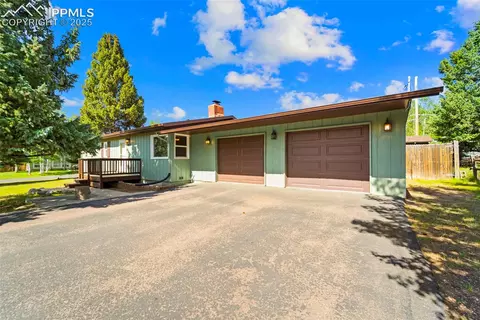 811 N Baldwin St, Woodland Park, CO 80863