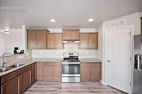 Kitchen - 7701 Berwyn Loop, Peyton, CO 80831 photo 1 of 2