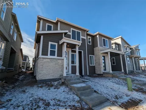 8739 Scarborough Dr, Colorado Springs, CO 80920