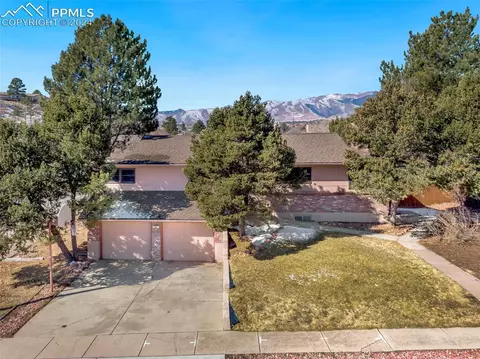 195 E Mikado Dr, Colorado Springs, CO 80919