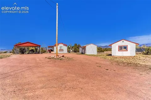 325 5th St, Penrose, CO 81240