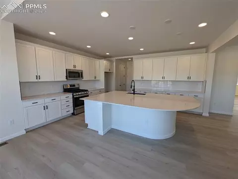 16966 Starfall Dr, Monument, CO 80132 photo 2
