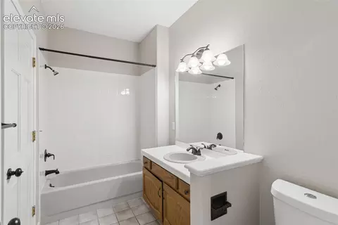 Bath - 19975 Doewood Dr, Monument, CO 80132 photo 3 of 4