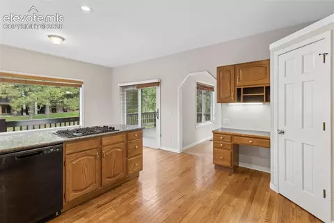 Kitchen - 19975 Doewood Dr, Monument, CO 80132 photo 2 of 6
