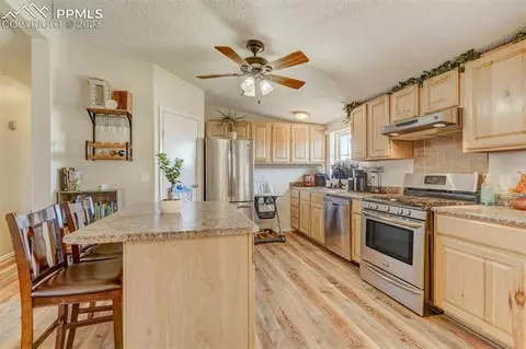 7175 Pfost Dr, Peyton, CO 80831 photo 4