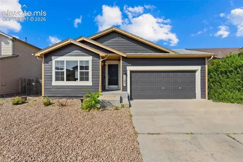 11095 Falling Star Rd, Fountain, CO 80817