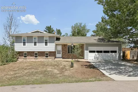2030 Rusty Hinge Dr, Colorado Springs, CO 80920