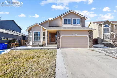 6740 Wagon Ridge Dr, Colorado Springs, CO 80923