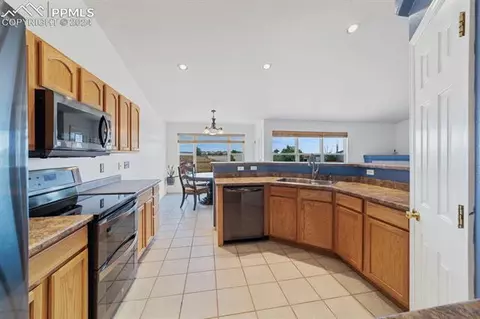 12576 Snaffle Bit Rd, Peyton, CO 80831 photo 9