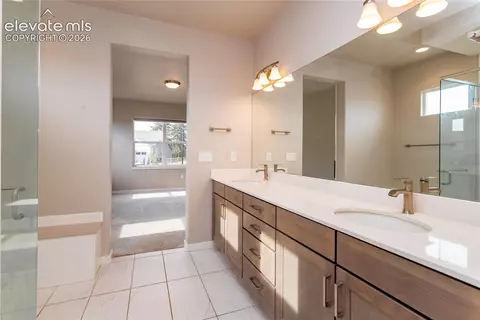 Bath - 330 E Lost Pines Dr, Monument, CO 80132 photo 3 of 7