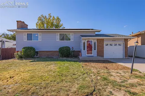 4040 Cantrell Dr, Colorado Springs, CO 80911