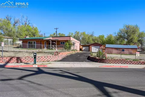 704 Mesa Valley Rd, Colorado Springs, CO 80907