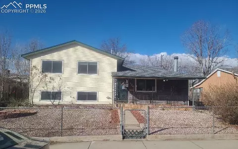624 Bryce Dr, Colorado Springs, CO 80910