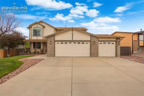 7325 Sue Ln, Colorado Springs, CO 80925